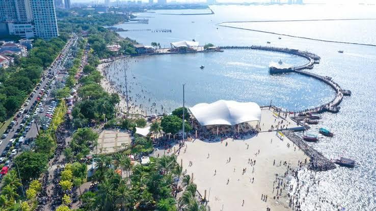 One Day Trip Ancol